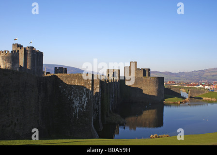 Caerphilly Castle in der Nähe von Cardiff in Süd-Wales Stockfoto