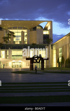 Die Bundeskanzlei Gebäude am Abend, Berlin, Deutschland Stockfoto