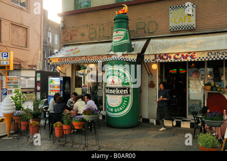 Die Gäste auf der Terrasse im Jack Cafe, Yokohama JP sitzen Stockfoto