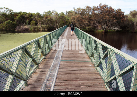 Brücke über Canning River Canning River Regional Park in der Nähe von Perth, Western Australia. Stockfoto