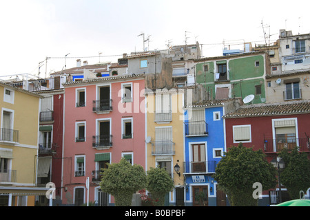Häuser der Fischer an der Küste Vilajoyosa in der Nähe von Benidorm, Spanien Stockfoto