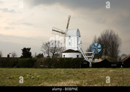 Saxted grüne Post Windmühle Suffolk aus 1776 den ganzen Körper der Mühle dreht sich um einen zentralen Pfosten Stockfoto