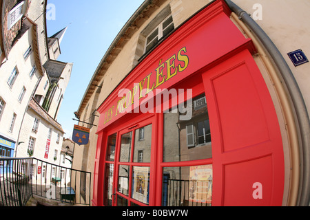 Montmorillon, Limousin Region Frankreichs. Die Stadt ist bekannt als die Stadt der Bücher oder der Stadt des Schreibens. Stockfoto