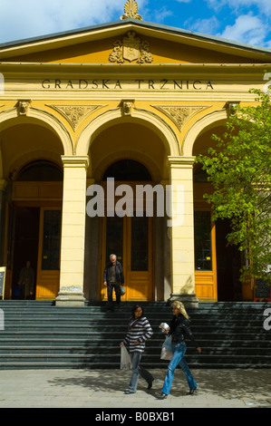 Indoor Markethall in Sarajevo Bosnien Herzegowina Mitteleuropa Stockfoto