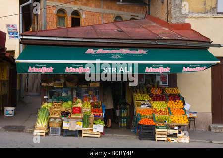 Allgemeine Lebensmittelgeschäft in Sarajevo Bosnien Herzegowina Europa Stockfoto