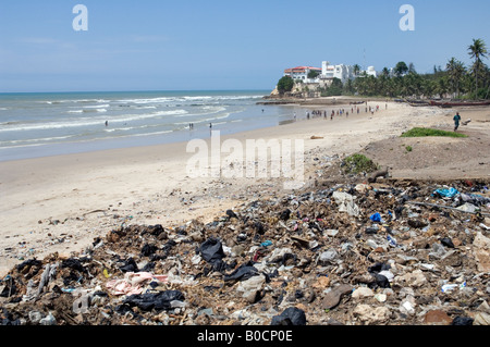 Abfälle deponiert in offenen Räumen, Accra, Ghana Stockfoto