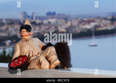 Pulcinella Sul Golfo di Napoli da via Petrarca - Kampanien-Italien - Europa Süd Italien Stockfoto