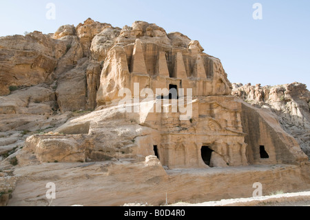 Nahost Jordanien Petra UNESCO World Heritage Site der Obelisk Grab oben und unten dem Bab Al Siq Triclinium Stockfoto