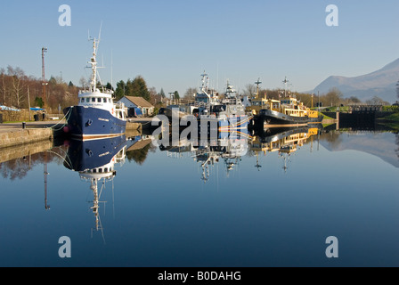 Überwinterung in Corpach Basin Caledonian Canal Boote Stockfoto