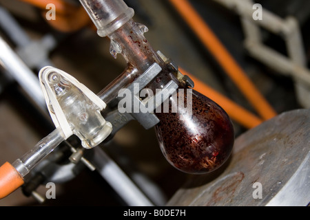 Chemie-Fläschchen aus Experimenten Stockfoto