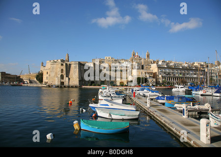 Blick aus einem der drei Städte vor den Toren Valletta Malta Stockfoto