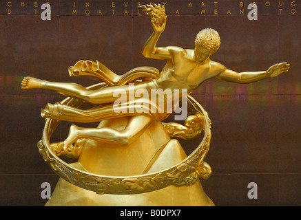 Goldener Prometheus-Statue am Rockefeller Center in New York Stockfoto