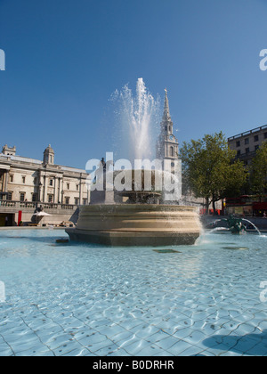 Brunnen in Trafalgar Square in London Stockfoto