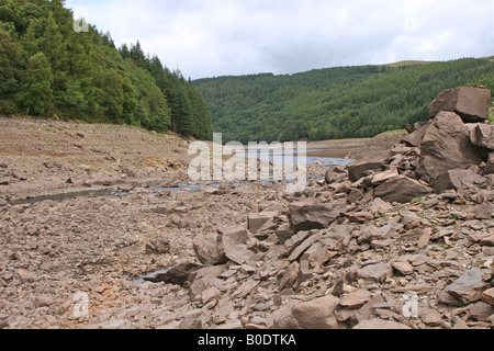 Garreg Ddu Reservoir während der Sommerdürre im 2006 Stockfoto