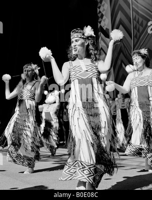 Maori Poi von Nga Tai E Rua Upper Hutt New Zealand durchgeführt Stockfoto