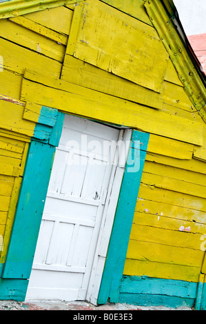 Rustikale Hütte an der mexikanischen Karibikküste auf Isla Majures, in der Nähe von Cancun. Stockfoto