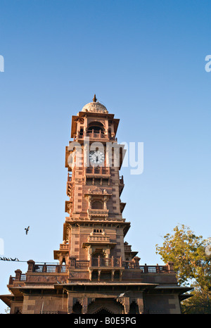 Indien-JODHPUR-The-Clock-Tower ist ein beliebter Treffpunkt in Sadar Markt im alten Jodhpur Stockfoto