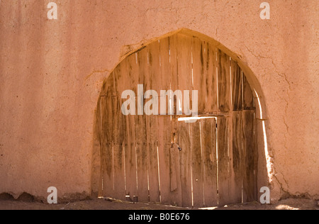 Eingang im Kasbah in der Nähe von Skoura und Ouarzazate, Marokko Stockfoto