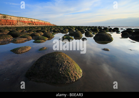 Die Flut kommt bei Hunstanton an der Küste von Norfolk. Stockfoto