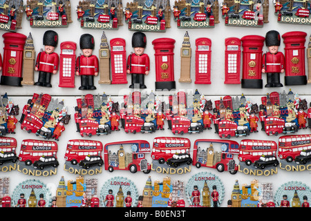 Eine Anzeige von London touristische Souvenirs Stockfoto