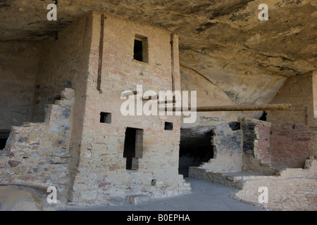 Balkon-Haus-Ruinen von den alten Pueblo Personen befindet sich im Mesa Verde National Park in der Nähe von Cortez Colorado gebaut Stockfoto