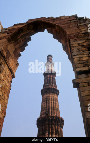 Der Qutb Minar Komplex aus dem Delhi Sultanat Mehrauli, New Dehli IN Stockfoto