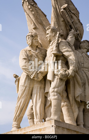 Denkmal für die Schließung der Roten Armee Umzingelung der deutschen Armee in der Schlacht von Stalingrad in der Nähe von Kalach am Don zu markieren. Stockfoto