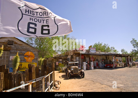 Ein Symbol der alten Route 66 ist der General Store in Hackberry, Arizona Stockfoto