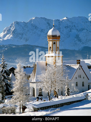 Wallgau, Pfarrkirche St. Jakob, St. Jakob Pfarrkirche, Wettersteingebirge, Upper Bavaria, Bayern, Deutschland Stockfoto