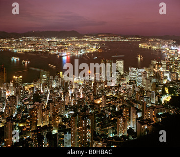 Hong Kong Skyline, Sonnenuntergang, Blick vom Victoria Peak über Central Victoria Island, Hong Kong, China Stockfoto