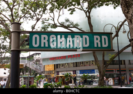 Haupteinkaufsstraße Zeichen, Orchard Road in Singapur, Südostasien Stockfoto