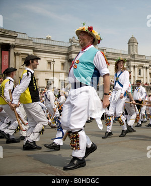 die jährlichen Westminster-Tag des Tanzes 10 05 08 in Trafalgar Sqaure London UK Stockfoto