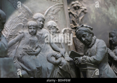 Grab von Ferdinand Ritter von Miller, 1813-1887, Erz-Caster, Alter Suedfriedhof Friedhof, München, Bayern, Deutschland Stockfoto