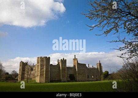 Framlingham Castle im Frühjahr, Suffolk, England Stockfoto