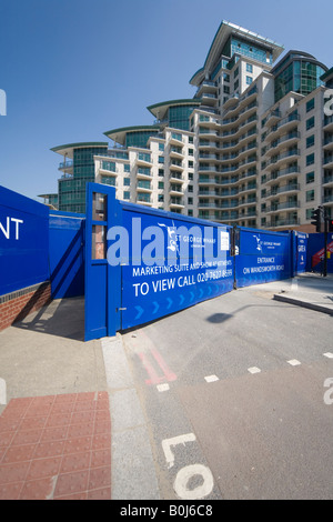 St Georges Wharf Apartments zum Verkauf Nine Elms Vauxhall London Stockfoto