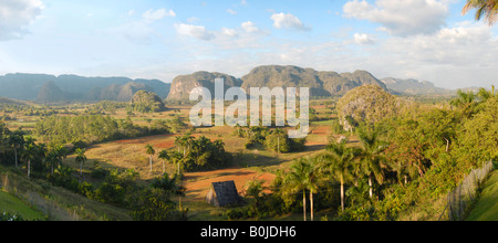 Atemberaubenden Blick über Valle de Vinales, Kuba Stockfoto