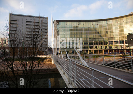 Trinity-Brücke über den Fluss Irwell. Manchester, Greater Manchester, Vereinigtes Königreich. Stockfoto