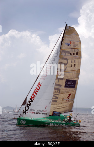 Yacht Skipper Alex Bennett auf Artemis Transat 2008, Fujifilm, Class 40 yacht Race, Plymouth, Devon, UK Stockfoto