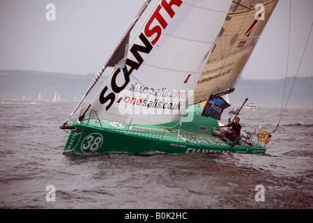 Yacht Skipper Alex Bennett auf Artemis Transat 2008, Fujifilm, Class 40 yacht Race, Plymouth, Devon, UK Stockfoto