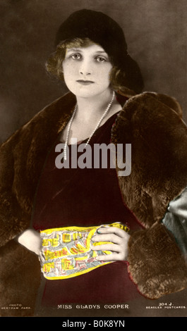 Gladys Cooper (1888-1971), deutsche Schauspielerin, Anfang des 20. Jahrhunderts. Artist: Bertram Park Stockfoto