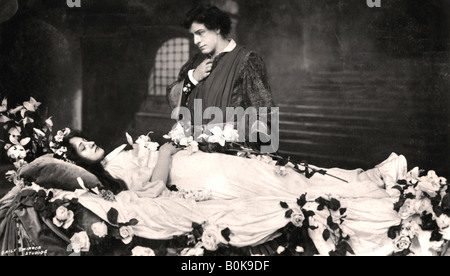 Matheson Lang und Nora Kerin in einer Szene aus Romeo und Julia, 1908. Artist: Daily Mirror Studios Stockfoto