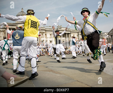 die jährlichen Westminster-Tag des Tanzes 10 05 08 in Trafalgar Sqaure London UK Stockfoto