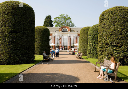 Das Restaurant Orangerie im Kensington Palace Gardens London UK Europe Stockfoto