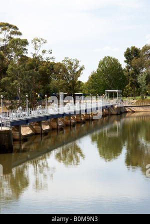 Wasserspeicherung beim Goulbun Wehr Victoria Australien. Stockfoto