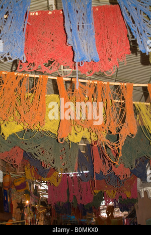 Souk des Tenturiers, Färberin Markt in Marrakesch, Marokko. Stockfoto