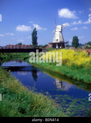Roggen - malerische restauriert alte Windmühle Stockfoto