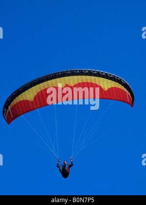 Gleitschirm an oludeniz Mugla Türkei Land kommen Stockfoto