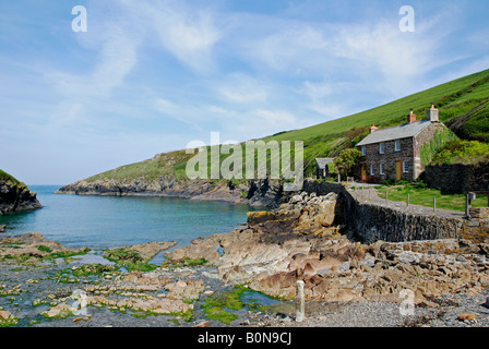 der kleine Hafen von Port Quin in Nord Cornwall, england Stockfoto