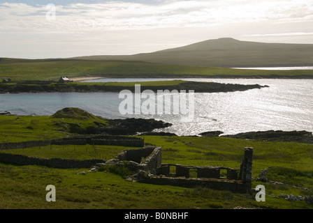 Die Insel Noss über den Sound of Noss, von der Insel Bressay, Shetland Islands, Schottland, Großbritannien Stockfoto