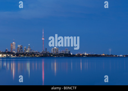 Schöne Stadt Toronto bei Nacht Stockfoto